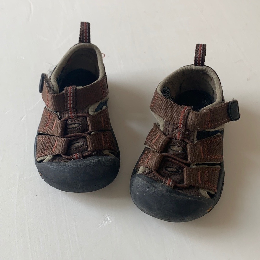Keen Brown  Newport H2 Sandals for Kids